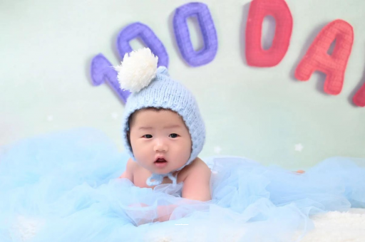 甘南宝宝多久会笑 甘南宝宝多久会笑